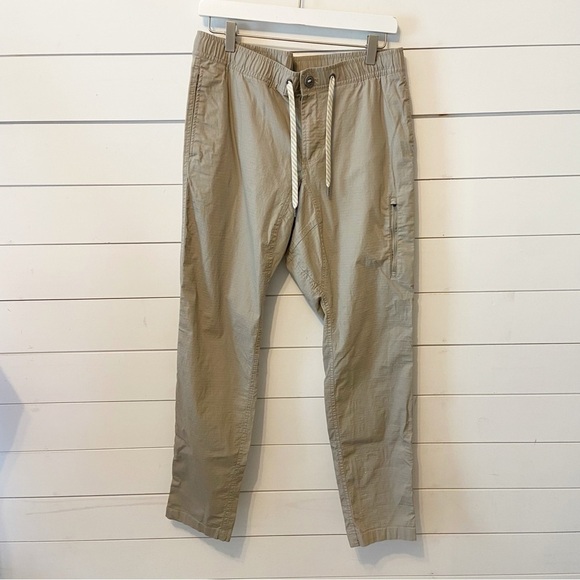 VuoriMen’s Beige Ripstop Pants Size Large